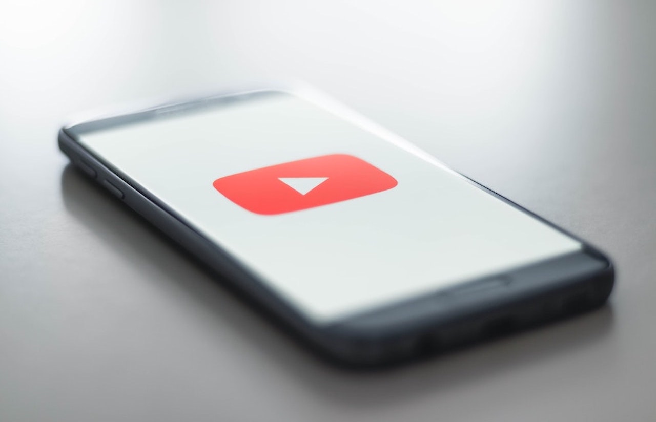 【CSS】YouTube動画をアスペクト比を維持したまま埋め込む方法